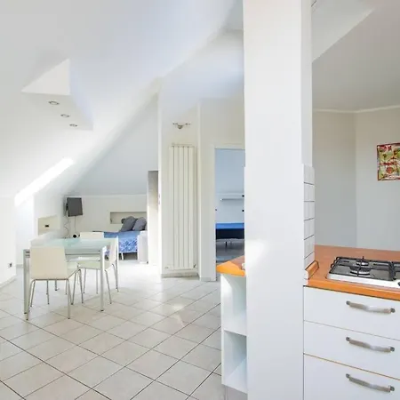 Loft Eugenio - *large And Bright Apartment* Турин